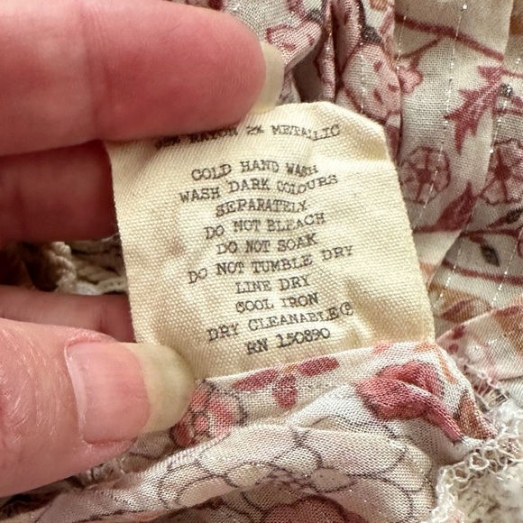 Spell and the Gypsy Zahara Blouse - Picture 8 of 12